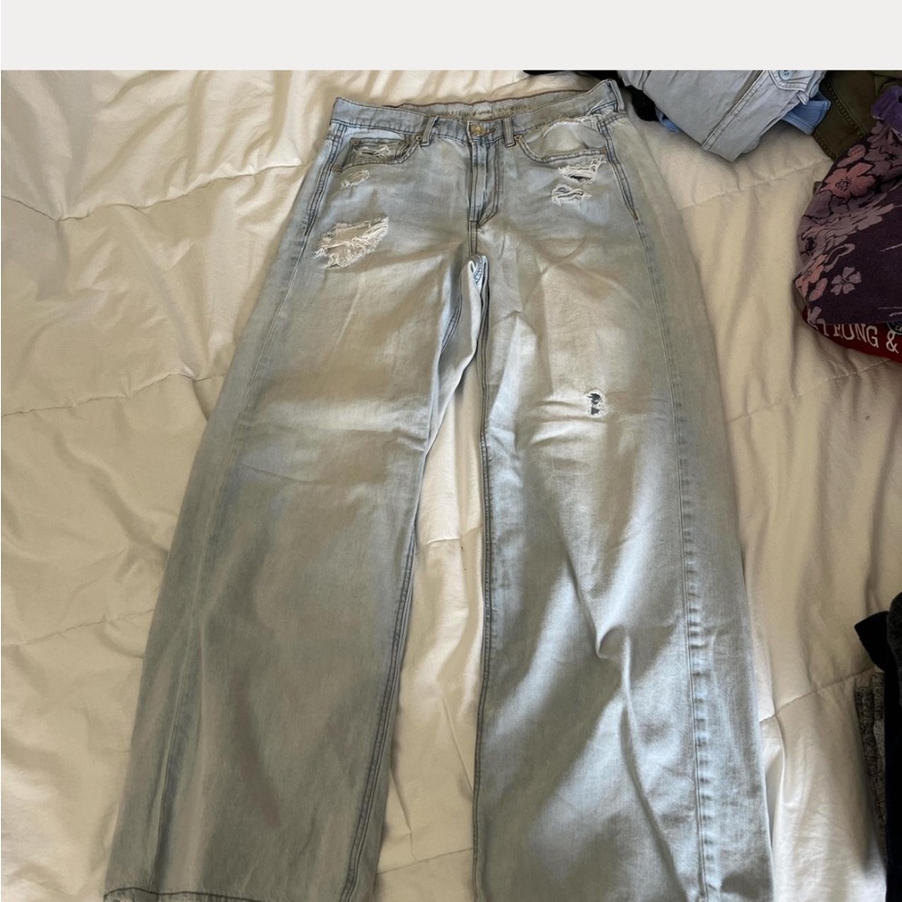 AE ripped skater jeans